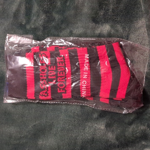 Assholes Live Forever Linda Finegold ALF Socks - Picture 3 of 3